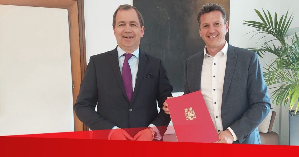 Land und Rechtsanwaltskammer bieten juristischen Service für Gemeinden