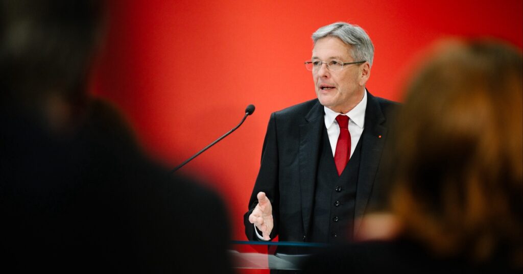 Regierungssitzung – Soziales, freie Seezugänge, Stabilitätspakt und Honorarkonsulate