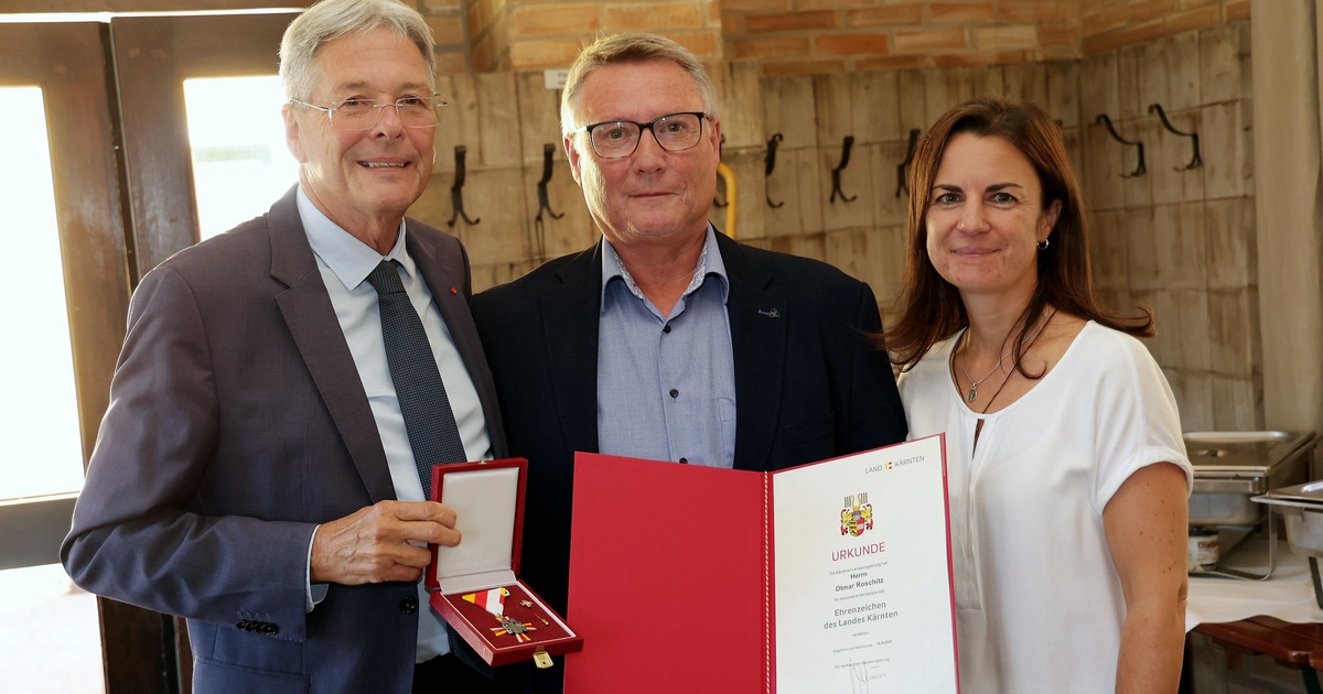 Ehrenzeichen des Landes K&auml;rnten f&uuml;r Otmar Roschitz