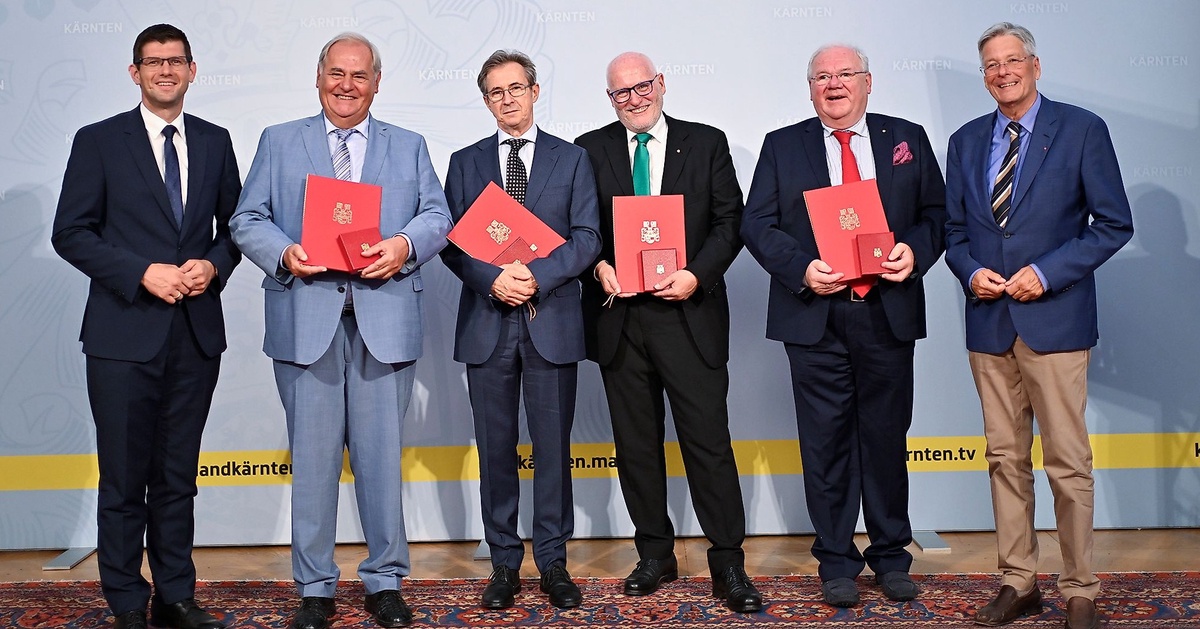Ehrenzeichen f&uuml;r verdiente Pers&ouml;nlichkeiten