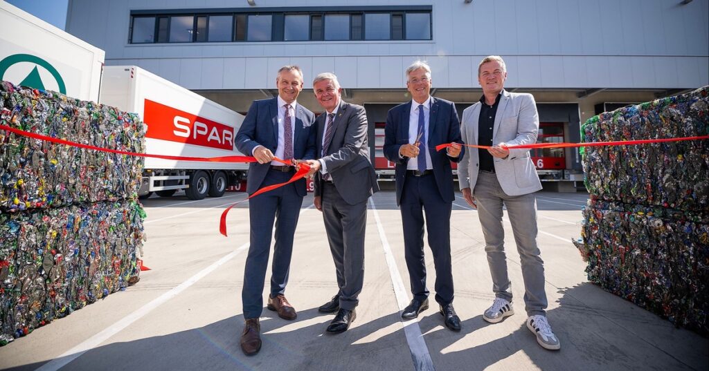 SPAR eröffnet neue Leergut-Halle in Maria Saal