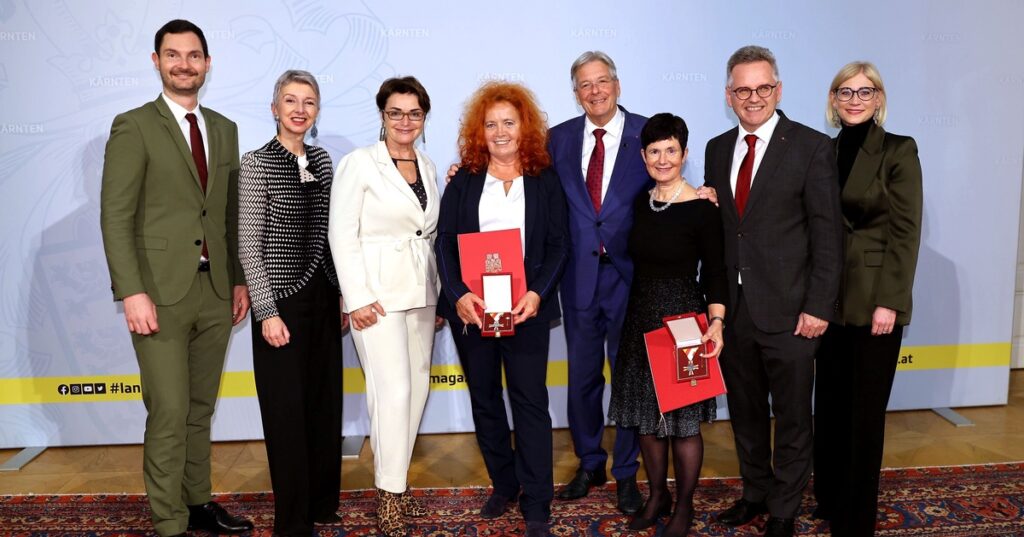 Ehrenzeichen und Berufstitel für verdiente Persönlichkeiten