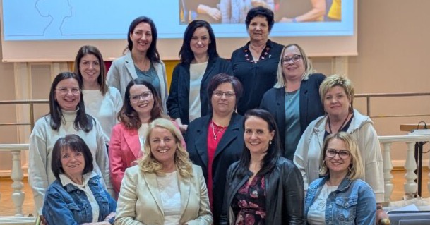 Claudia Arpa bleibt SPÖ-Frauenchefin