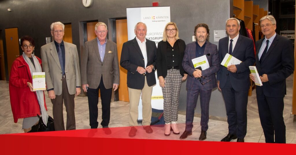 Buchpräsentation und Podiumsgespräch bildeten Auftakt des 32. Europäischen Volksgruppenkongresses