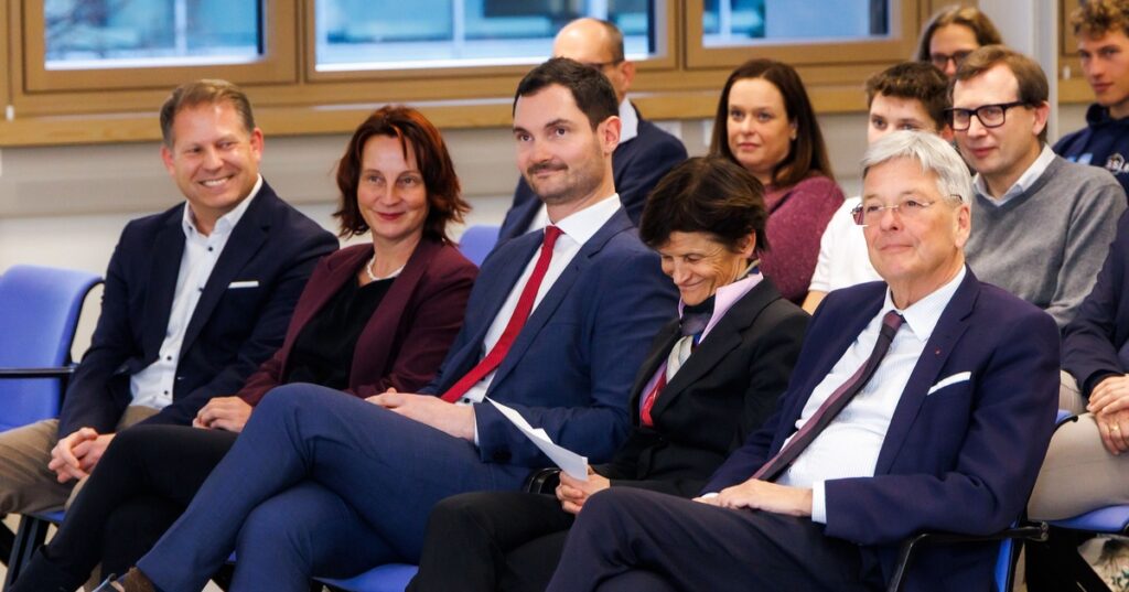 Spitzen Leistungen in Schule und Sport vor den Vorhang geholt