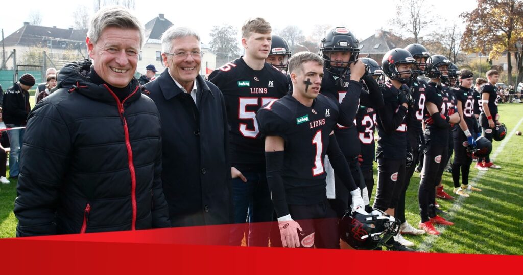 LH Kaiser gratuliert zum Football-Meistertitel