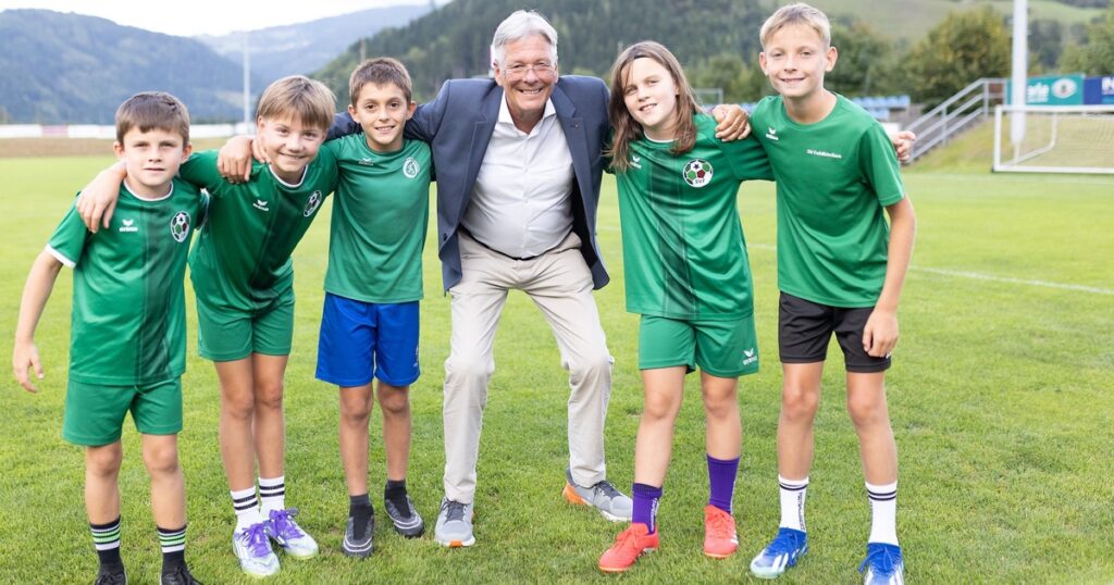 Sportzentrum Feldkirchen hat neues Vereinshaus