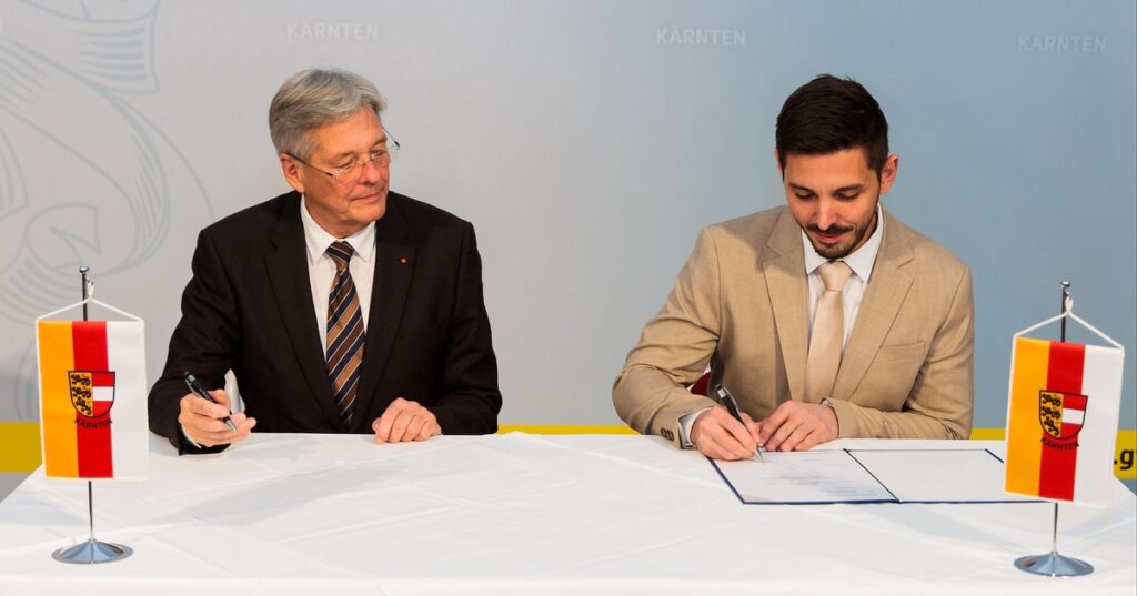 Neue Steuerberater angelobt und Wirtschaftsprüferin beeidigt