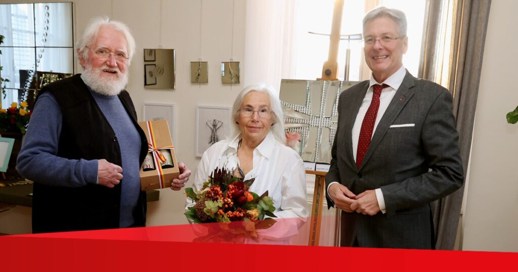 Ausstellung Arnulf Komposch „80 Jahre & 80 Spiegel“