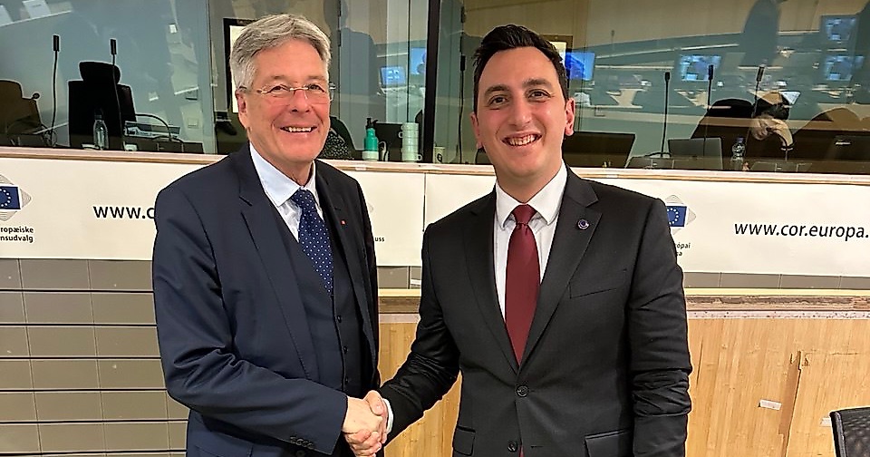 EU: Kärntens LH Kaiser fordert digitale Schranken für Musk und Co.