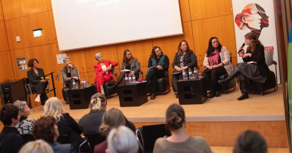 Hinschauen statt Wegsehen: SPÖ Frauen Kärnten setzen starkes Zeichen gegen Gewalt