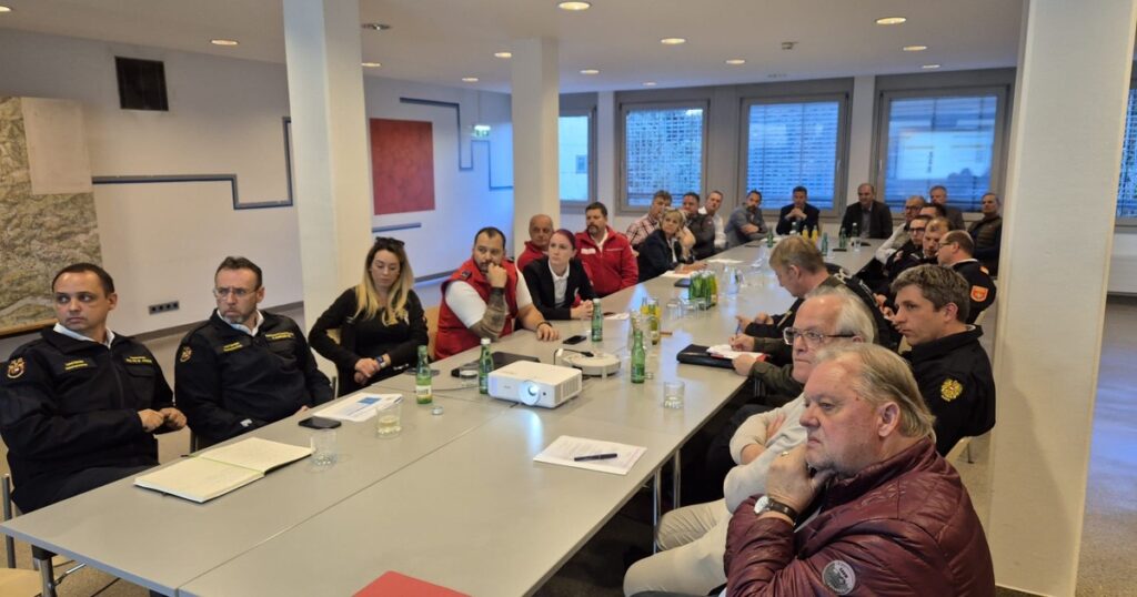Integration durch Mitverantwortung: Asylwerberinnen und Asylwerber sollen künftig verpflichtend gemeinnützige Arbeit leisten
