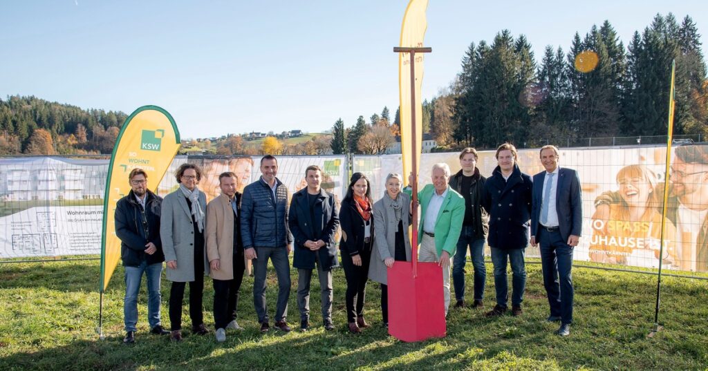 Leistbar wohnen, nachhaltig leben: Wohnprojekt „das mo:mo“ in Moosburg präsentiert