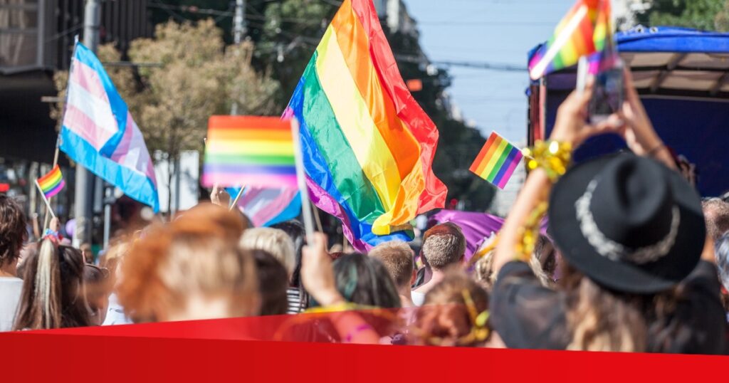 PRIDE Monat in Kärnten: #JetztErstGerecht gegen Diskriminierung und Hass!