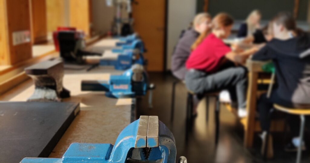 Girls go Technik: Start kostenloser Sommercamps