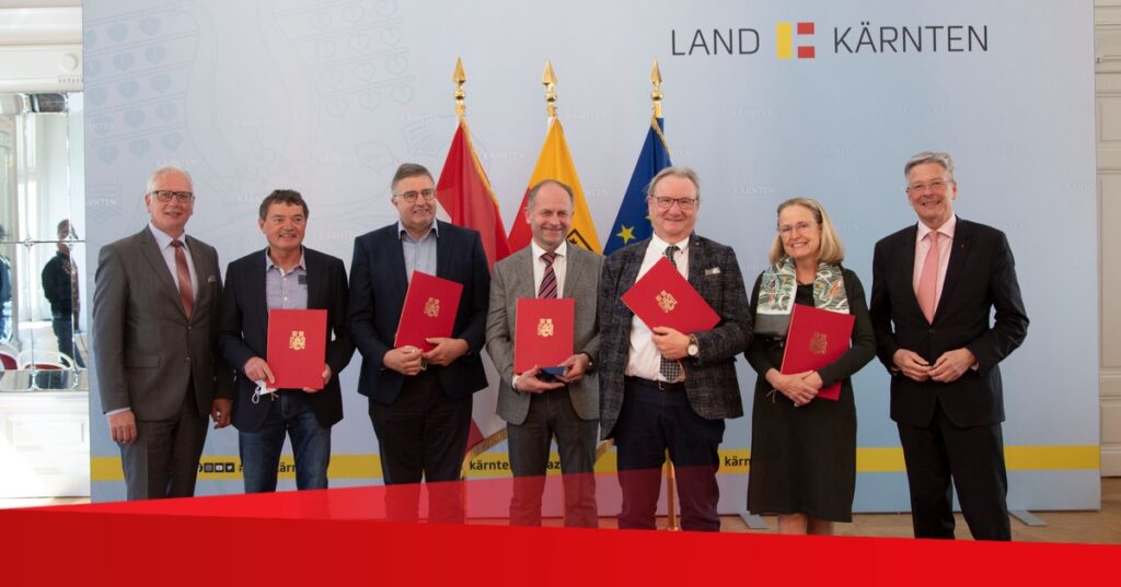 Auszeichnungen an verdienstvolle Kärntnerinnen und Kärntner