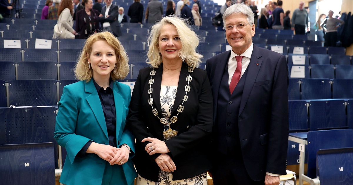 Ada Pellert als neue Unirektorin inauguriert