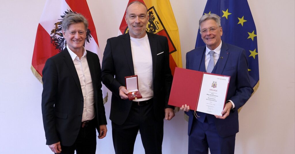 Ehrenzeichen des Landes Kärnten für Michael Kummerer