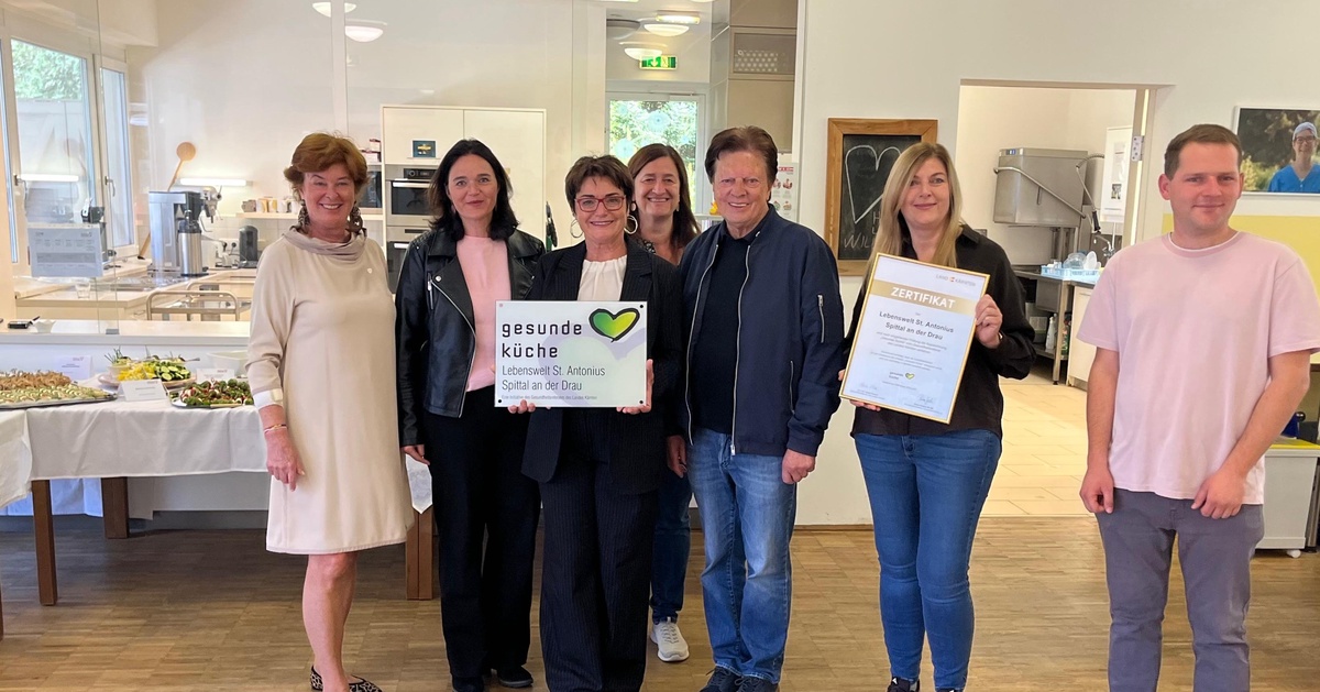 67. G&uuml;tesiegel &bdquo;Gesunde K&uuml;che&ldquo; f&uuml;r Lebenswelt St. Antonius in Spittal
